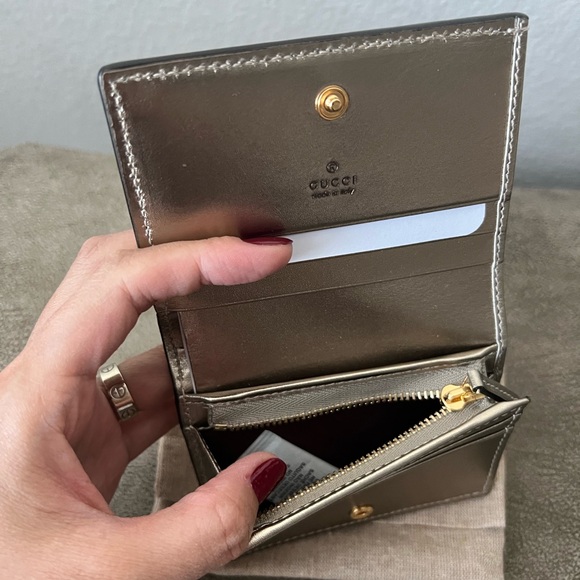 Brand New Authentic GUCCI Horsebit gold python wallet - Picture 4 of 11